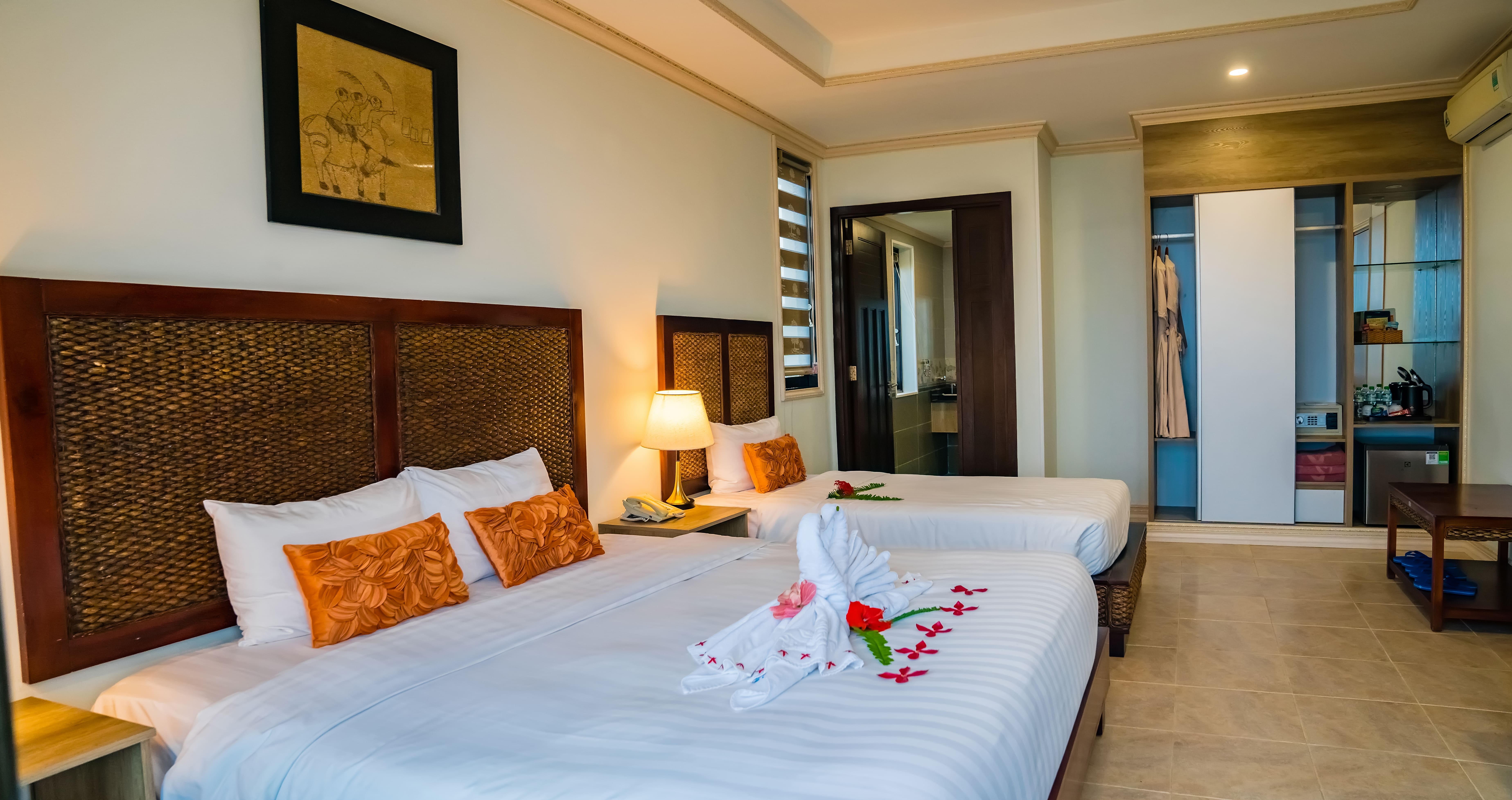 LOTUS SUITE OCEAN VIEW